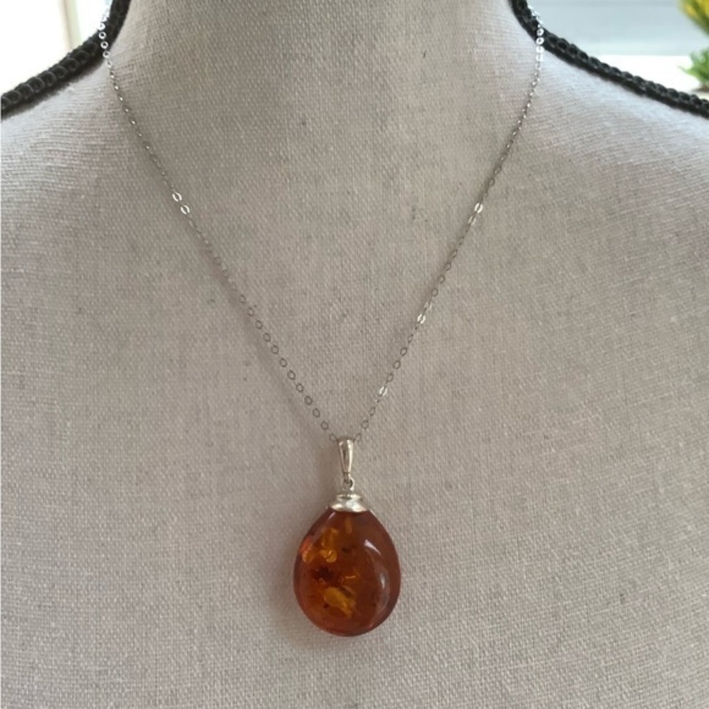 Sterling silver Amber Pendant Necklace